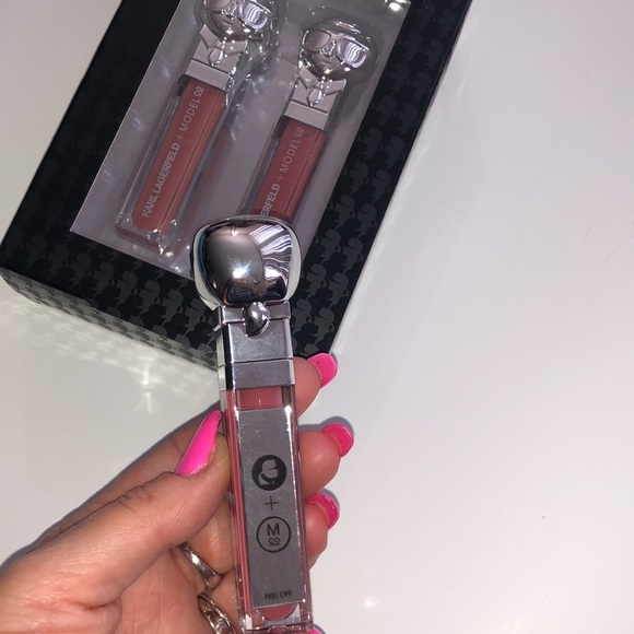 Karl Lagerfeld lip gloss set. Limited edition. New. 2 nude natural tones. - Picture 6 of 10